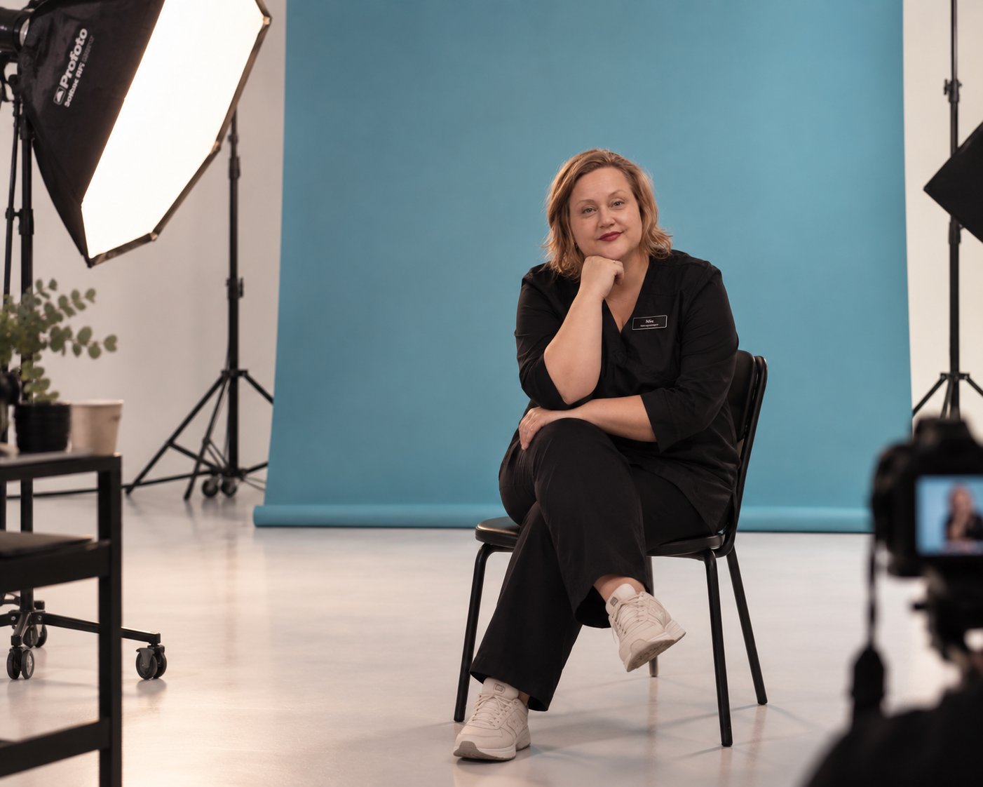 Bild på Mia tagen i fotostudio